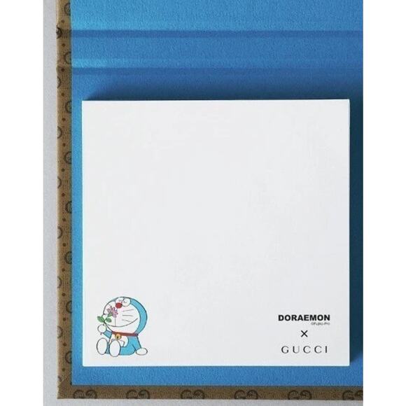 Doraemon x GUCCI Limited Hardcover Memo Pad / Shogakukan / Mar 2021 issue Japan - Picture 5 of 11